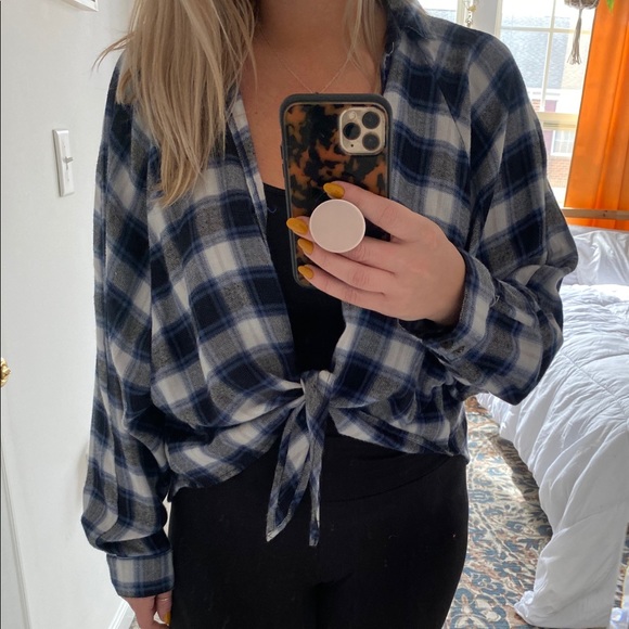 Urban Outfitters Tie Front Flannel Top - Picture 1 of 4